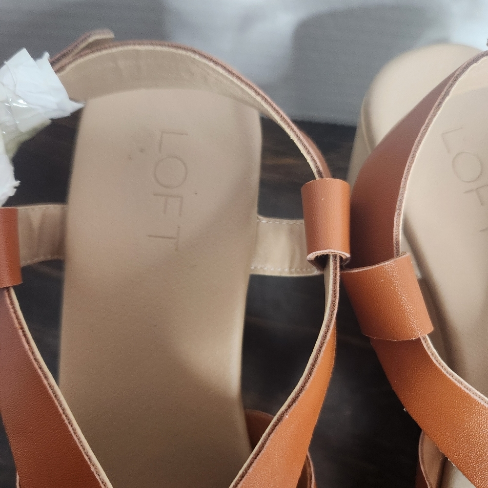 Ann Taylor LOFT platform wedges buckle sandals 9.5M NEW - Picture 9 of 12